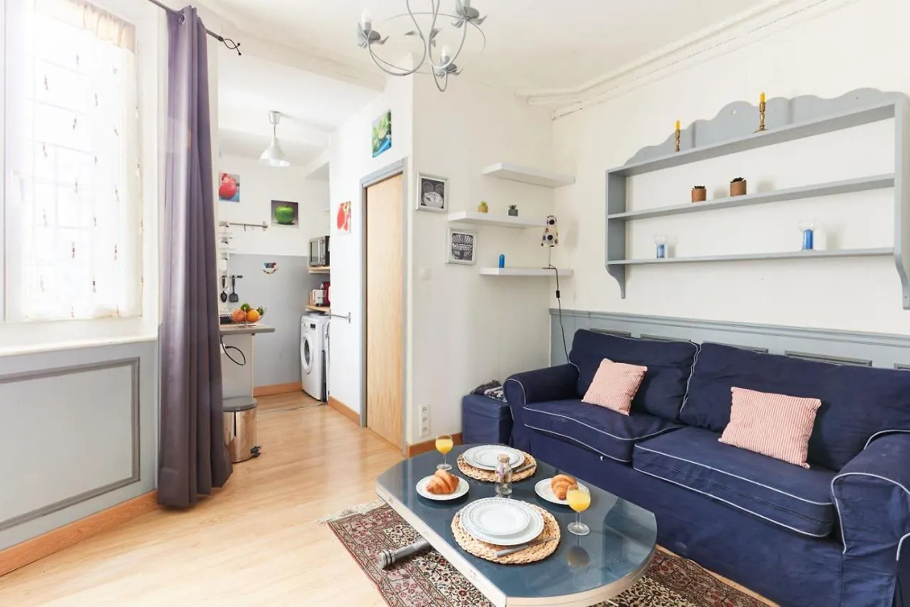 Montparnasse - Luxembourg Gardens Apartman